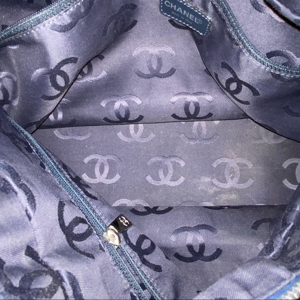 CHANEL denim CC shoulder bag - Picture 8 of 9
